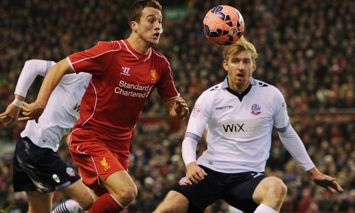 足坛悲喜一夜！AC米兰0-1爆冷被淘汰，13场不败终结，曼联1-1被绝平